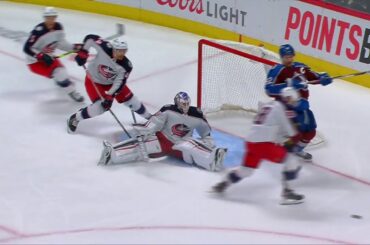 Joonas Korpisalo Extends to Make a Great Save on Gabriel Landeskog (Nov. 3, 2021)