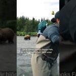 Det var nära ögat när Seattle Kraken spelade in en reklamfilm 🐻🏒  #hockey #nhl