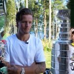 Boqvist celebrates with the Cup at home in Hedemora 🏆 🇸🇪 Boqvist firar Stanley Cup hemma i Hedemora