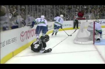 Alex Edler crushes Ryan Smyth - NHL Versus Feed