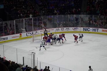 Charlie Lindgren of Laval Rocket makes big saves to preserve his team's win vs. Utica Comets 3/3/19