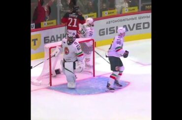 ВОТ ЭТО КОМБИНАЦИЯ ОТ ИГРОКОВ АВАНГАРДА КХЛ