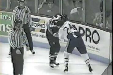 Jim McKenzie vs Lyle Odelein