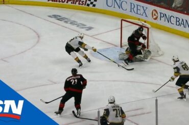 Justin Williams’ Soccer Pass Sets Up Nino Niederreiter Perfectly