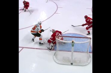 Thomas Greiss Is A Spider Confirmed #shorts