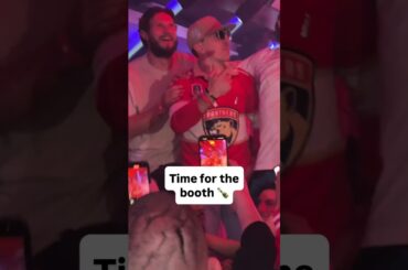 Brad Marchand put on a LEGENDARY performance at the Panthers’ Stanley Cup party 😂🐐