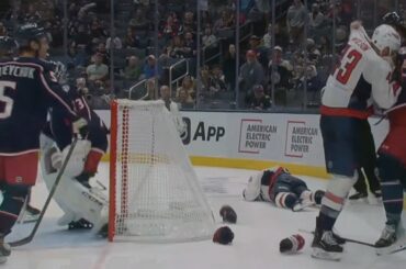 Tom Wilson Drops 🥊 Gloves 🥊 With Eric Gudbranson