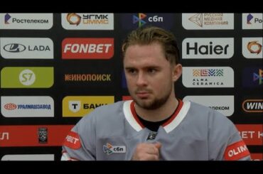 Александр Пашин после 1-го периода матча с ХК «Автомобилист». 6-й тур КХЛ-25/26