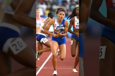 Sydney McLaughlin 🇺🇸Sydney McLaughlin (USA)💠 World Championships (Oregon) #athletics Relay Exchange