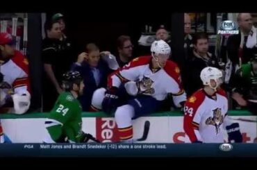 Petrovic hits himself @ Stars