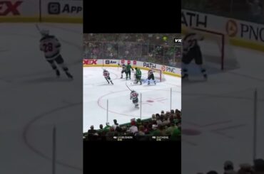 David Jiříček scores a goal in 2025 NHL Preseason