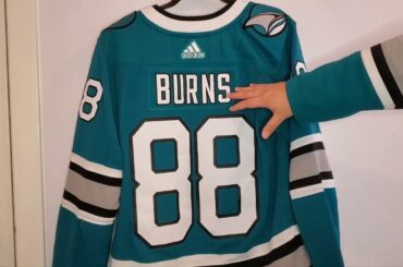 Unboxing Brent Burns 2020-21 Heritage Jersey! San Jose Sharks 30th Anniversary!