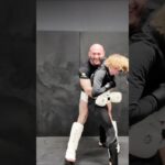 DIESES KIND nimmt mich auseinander...  #mma #muaythaifamily #tattoo #thaiboxinglife #bjj #ufc