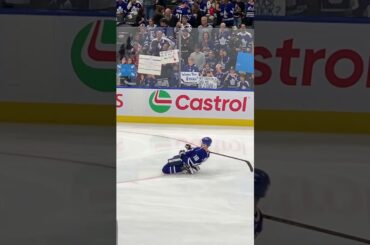 Oct. 18, 2025 - #Leafs vs. Seattle Kraken warmup - Steven Lorentz with a yoga warmup😁