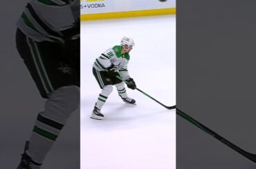 Rantanen helps beat former team…again 🇫🇮 Rantanen ottaa taas roolia entisen joukkueensa lyömisessä