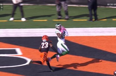 Fields and Tyler Johnson team up on TD score