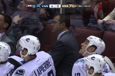 Canucks at Ducks - Zack Kassian 4-0 Goal - 01.25.13 - HD