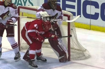 Gotta See It: Smith crumbles after spear to the crotch