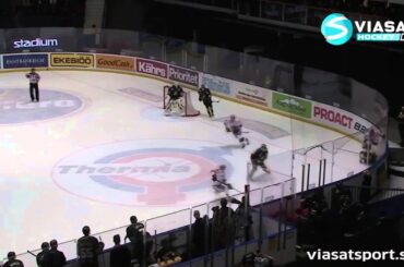 Robert Carlsson tacklar Christopher Bengtsson