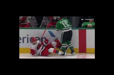 Blackwell was a MAN ON A MISSION to start the game laying out two huge hits on the opening shift 😤💥