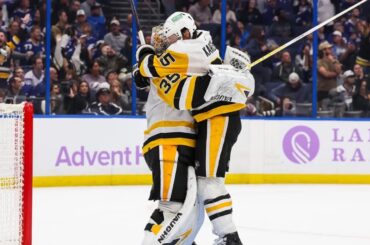 Tristan Jarry becomes the first goalie in Penguins history to score a goal / 30.11.2023