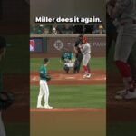 TORTURE!! Bryce Miller abuses Zach Neto with his leg hangs. #mlb