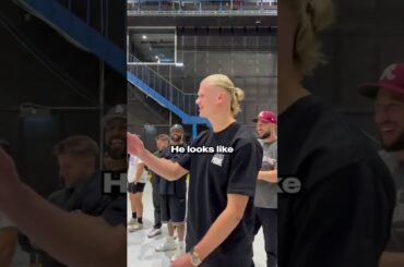 Erling Haaland vs. Logan Paul & KSI 😅 (via @loganpaul/X) #shorts