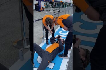 Behind The Scenes Of The *ICONIC* Lando And Oscar Photo! #F1