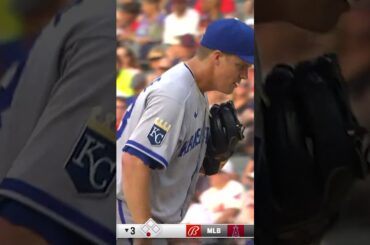 Myles Straw got a rare smile out of Zack Greinke. 😂