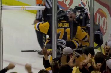 Pittsburgh penguins Jake Guentzel nets goal on first shot