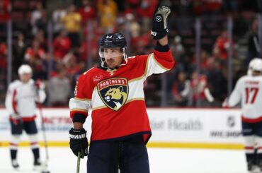 MUST SEE: Marchand hits 1,000 POINTS! 🤩🐀