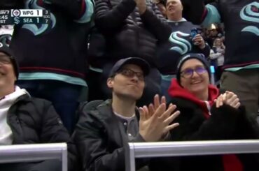 Kaapo Kakko 1+0 vs Winnipeg