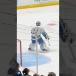 Loosest pads in the league. #GoalieGearSnob #KevinLankinen #TrueGoalie #VancouverCanucks