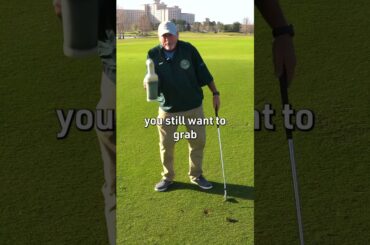 The only correct way to replace your divots, according to a golf course superintendent