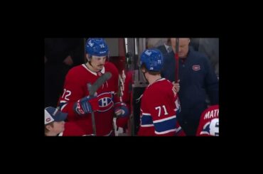 Jake Evans went back to the dressing after this encounter with Tom Wilson 🚨 #nhl