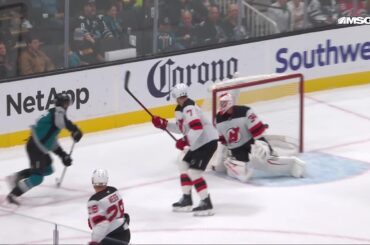 Alexander Wennberg scores a goal against the New Jersey Devils
