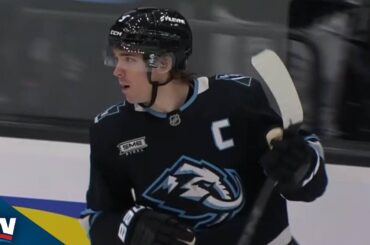 Mammoth's Clayton Keller Rips One Upstairs For Beautiful Backhand Goal