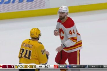 Erik Gudbranson and Tanner Jeannot Throw Down