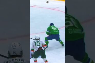 РЕМПАЛ! ПОСТАВИЛ НА КОЛЕНИ ОБОРОНУ КАЗАНИ! #кхл #hockey #хоккей #sports #shorts