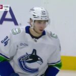 Silky mitts from Linus Karlsson 🔥 #nhl