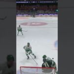 Viktor Lodin krockar med Arvid Holm (Färjestad BK mot Rögle BK Löfbergs Arena SHL Sverige) (#Shorts)