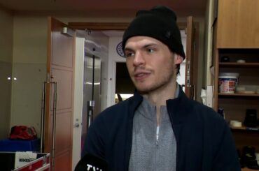 «Je dois utiliser leurs forces pour aider mon jeu» - Jake Evans à propos de ses compagnons de trio