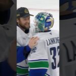 Lankinen perfect in the shootout to secure the W. 🚫