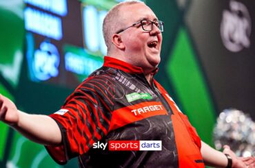 Ally Pally goes “BUNTING MENTAL” for Stephen Bunting’s walk-on 🤩