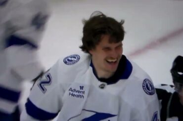 NHL Hockey fight - Curtis Douglas(Lightning) vs. Luke Kunin(Panthers)