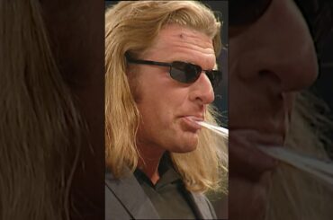 Stone Cold doesn't have time for Triple H to spit his water