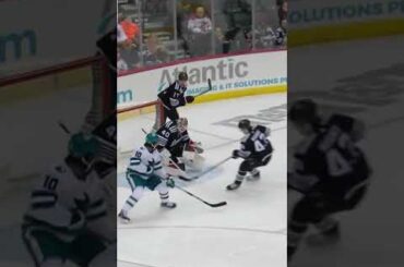 Granlund sinetöi Sharksin voiton 🇫🇮 Granlund Seals the Victory