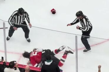 Brenden Dillon vs. Scott Sabourin 👀