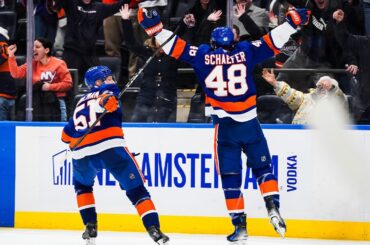 MUST SEE: Schaefer's INCREDIBLE moment vs. Leafs!!