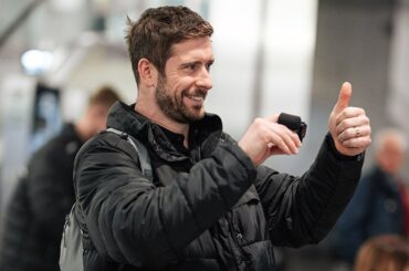 POV: Cesta Marka Pysyka na Spengler Cup 2025! 😎 🏆